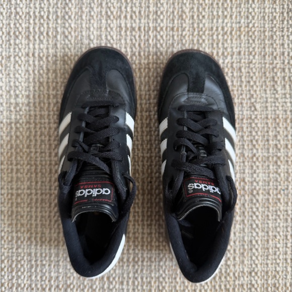 Adidas Samba Kid’s / Men's / Women’s // Black and White Classic Sneakers - Picture 3 of 9